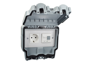 WEATHERPROOF IP66 RATED <font color="yellow"> GFCI (RCBO/RCD) </font> EUROPEAN (SCHUKO) OUTLET, 16 AMPERE-230 VOLT, 50/60 Hz, <font color="yellow">30mA TRIP</font>, CEE 7/3 TYPE F SOCKET (EU1-16R), SHUTTERED CONTACTS, TEST / RESET BUTTON, INDICATOR LIGHT, SURFACE MOUNT ENCLOSURE BOX (IP66 RATED (COVER CLOSED), LOCKABLE COVER (<font color="yellow">**</font>), 20mm KNOCKOUTS, "EARTH" GROUNDING TERMINALS, 2 POLE-3 WIRE GROUNDING (2P+E). GRAY.

<BR><font color="yellow">Notes:</font>
<BR><font color="yellow">*</font> Downstream outlets can be protected. Use on single phase 230 volt circuits only.
<BR><font color="yellow">*</font> Latched RCD, No reset after power failure. 
<BR><font color="yellow">*</font> Enclosure: UV stabilized PC, Operational temp = -5�C to +40�C.
<BR><font color="yellow">**</font> WP cover lockable, accepts down angle plugs (not all plug variations).
<BR><font color="yellow">*</font> GFCI (RCBO/RCD) outlets are available for all countries. Contact us.  


