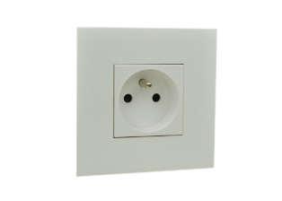FRENCH 16 AMPERE-250 VOLT TYPE E OUTLET CEE 7/5 (FR1-16R), "SHUTTERED CONTACTS", PANEL MOUNT OR MOUNT ON EUROPEAN WALL BOXES, 2 POLE-3 WIRE GROUNDING. WHITE.

<br><font color="yellow">Notes: </font> 
<br><font color="yellow">*</font> Mounts on European wall boxes with 60mm (60.3mm) centers.
<br><font color="yellow">*</font> For flush mount applications use wall boxes listed below under related products.
<br><font color="yellow">*</font> All CEE 7/7 European "Schuko" type plugs & power cords connect with France / Belgium outlets, sockets, connectors.

