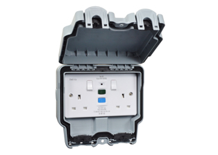 BRITISH, UNITED KINGDOM 13 AMPERE-230 VOLT <font color="yellow"> WEATHERPROOF GFCI (RCD) DUPLEX OUTLET, 10mA TRIP </font>, IP66 RATED (COVER CLOSED) <font color="yellow"> (**) </font>, 50Hz, BS 1363 (UK1-13R) TYPE G SOCKETS, SHUTTERED CONTACTS, 2 POLE-3 WIRE GROUNDING (2P+E), IMPACT RESISTANT. GRAY.

<BR><font color="yellow"> Notes:</font>
<BR><font color="yellow">**</font> Cover can be closed & locked over down angle plugs (not all angle plug variations). 
<BR><font color="yellow">*</font> M20 knockout cable entries (top, bottom, sides), "Earth" grounding terminals.
<BR><font color="yellow">*</font> Enclosure UV stabilized PC, Temp. rating = -5�C to +40�C.
<br><font color="yellow">*</font> Passive design [automatic reset], will not trip on power failure.
<BR><font color="yellow">*</font> British, United Kingdom power cords, plugs, GFCI-RCD outlets, connectors, socket strips, extension cords, plug adapters listed below in related products. Scroll down to view.




 
 
  
