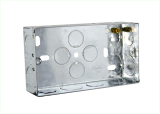 EUROPEAN, INTERNATIONAL, BRITISH, UNITED KINGDOM STEEL FLUSH MOUNT WALL BOX <br><font color="yellow">(35mm DEEP)</font> WITH "EARTH" GROUNDING TERMINAL, 20mm & 25mm KNOCKOUTS. 

<br><font color="yellow">Notes: </font> 
<br><font color="yellow">*</font> Accepts 86mmX146mm Size Sockets, Outlets, Switches, Devices with 120mm (120.6mm) mounting centers.
<br><font color="yellow">*</font> Verify mating product(s) depth dimension for compatibility with #72355X35D wall box.
<br><font color="yellow">*</font> Other wall boxes available, view #72355X47D, 72355X25D, 72355X35DDG.
<br><font color="yellow">*</font> Surface mount modular device wall boxes available, view part #79235X45, #79230X45 series.
<br><font color="yellow">*</font> British, United Kingdom plugs, power cords, outlets, power strips, GFCI-RCD receptacles, sockets, connectors, extension cords, plug adapters listed below in related products. Scroll down to view.
 