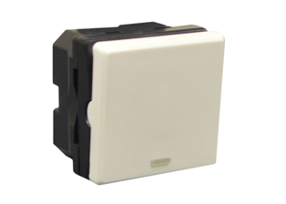 15 AMPERE 250 VOLT SINGLE POLE / THREE WAY MODULAR SWITCH, 36mmX36mm SIZE, INDICATOR LIGHT. IVORY.

<br><font color="yellow">Notes: </font> 
<br><font color="yellow">*</font> Mounts on American 2x4, 4x4 wall boxes or panel mount. Surface mounts on wall boxes #74225, #84225-AR.
<br><font color="yellow">*</font> Mounts in "12", "3", "6", "9" clock hour positions on wall plates / mounting frames.
<br><font color="yellow">*</font> Mating wall plates / mounting frames, GFCI outlets, PDU power strips, circuit breaker, switch, plug adapters are listed below in related products. Scroll down to view.

