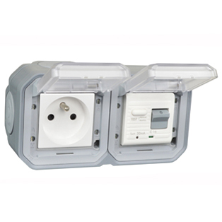 71225-30-GRY France GFCI 30Ma Trip Surface Mount IP55