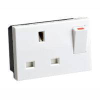 13 Amp 250V 72105x45 United Kingdom BS1363A Switched & Shuttered Outlet Receptacle