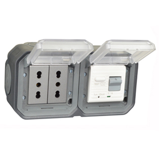 75525-BLK Duplex Italy GFCI 10Ma Trip Surface Mount IP55