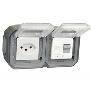 76225-BLK Switzerland 10A GFCI 10Ma Trip Surface Mount IP55