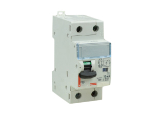 EUROPEAN / INTERNATIONAL GFCI "RCBO" SINGLE POLE + NEUTRAL, 16 AMPERE 230-250 VOLT CIRCUIT BREAKER (OVERLOAD & GFCI PROTECTION), 30mA TRIP, 2 MODULE SIZE, 35 mm DIN RAIL MOUNT, RESET BUTTON, TRIP INDICATOR.