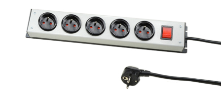 FRANCE, BELGIUM 16 AMPERE-250 VOLT, 5 OUTLET CEE 7/5 (FR1-16R) PDU POWER STRIP, SHUTTERED CONTACTS, ILLUMINATED "ON/OFF" DOUBLE POLE SWITCH, 2 POLE-3 WIRE GROUNDING (2P+E), 3.0 METER (9FT-10IN) LONG POWER CORD, CEE 7/7 SCHUKO (EU1-16P) ANGLE PLUG. BLACK BASE/GRAY COVER. 

<br><font color="yellow">Notes: </font> 
<br><font color="yellow">*</font> For horizontal rack applications use #52019 or #52019-BLK mounting plate.
<br><font color="yellow">*</font> All CEE 7/7 European Schuko type plugs & power cords connect with France / Belgium outlets, sockets, connectors.

