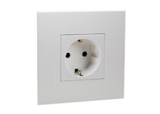 EUROPEAN SCHUKO 16 AMPERE-250 VOLT SINGLE OUTLET CEE 7/3 TYPE F (EU1-16R), "SHUTTERED CONTACTS", PANEL MOUNT OR MOUNT ON EUROPEAN WALL BOXES, 2 POLE-3 WIRE GROUNDING (2P+E). WHITE. 

<br><font color="yellow">Notes: </font> 
<br><font color="yellow">*</font> Mounts on European wall boxes with 60mm (60.3mm) centers.
<br><font color="yellow">*</font> European Schuko "locking outlet" #70300 available. Prevents accidental disconnects.
<br><font color="yellow">*</font> European Schuko connectors, plugs, inlets, outlets, GFCI/RCD sockets, power strips, power cords, plug adapters listed below in related products. Scroll down to view.