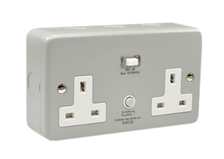 BRITISH, UNITED KINGDOM 13 AMPERE-230 VOLT <font color="yellow"> GFCI (RCD)</font> DUPLEX OUTLET, BS 1363 TYPE G (UK1-13R), 50Hz, (<font color="yellow"> (30mA TRIP)</font>, SHUTTERED CONTACTS, STEEL BOX & COVER, HORIZONTAL SURFACE MOUNT, 2 POLE-3 WIRE GROUNDING (2P+E). GRAY.

<BR><font color="yellow">Notes:</font>
<BR><font color="yellow">*</font> Use on single phase 230 volt circuits only.
<BR><font color="yellow">*</font> Latched RCD, No reset after power failure.
<BR><font color="yellow">*</font> Weatherproof IP66 rated outlets listed below. Scroll down to view.
<BR><font color="yellow">*</font> GFCI (RCBO/RCD) outlets are available for all countries. Contact us.  
 